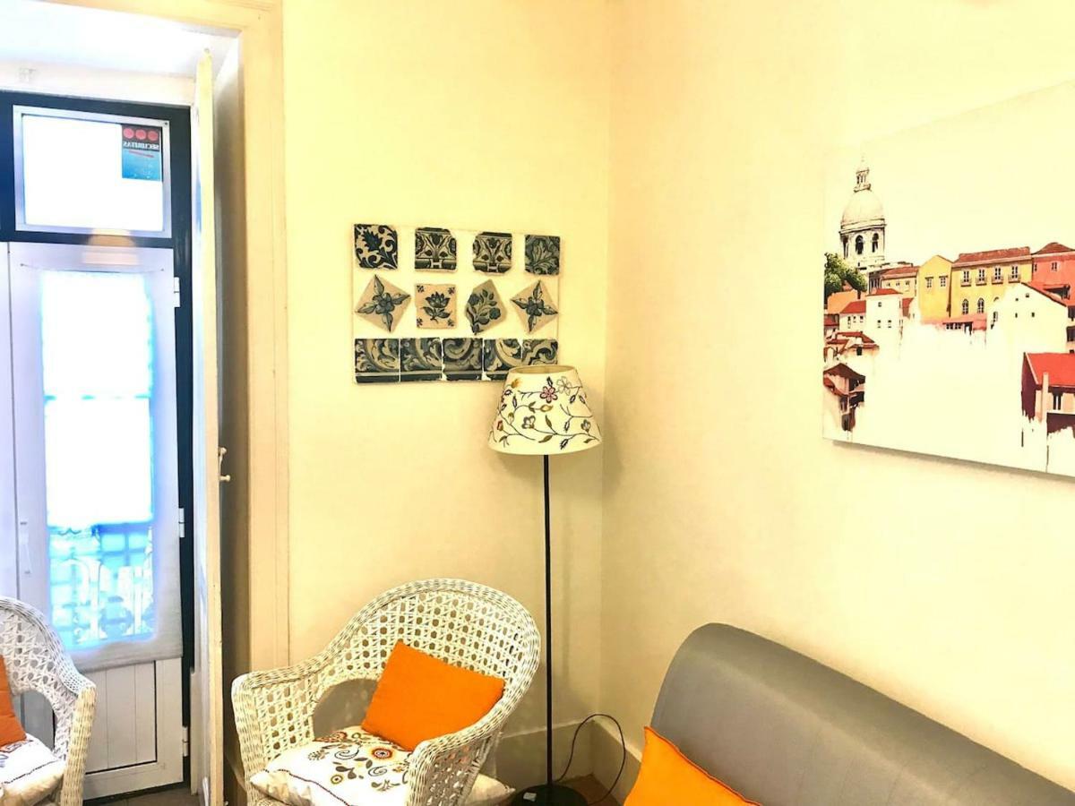 Charming Flat Apartment Lisbon Bagian luar foto
